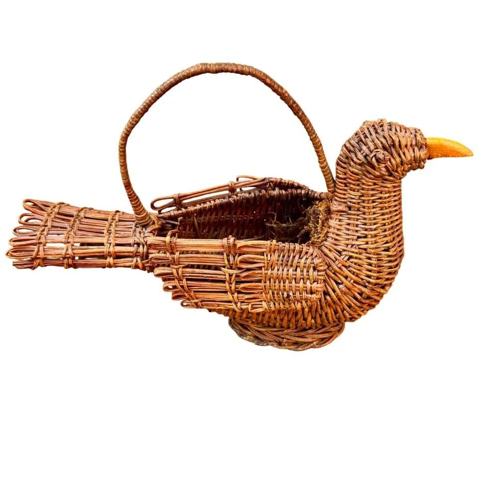Wicker Bird Basket Figurine Farmhouse Decor Handmade Woven Rustic Country‎ Fall